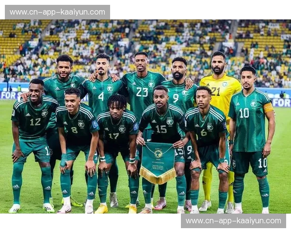 沙特队达瓦萨里成绝对核心 32岁攻击型中场技术细腻突破犀利